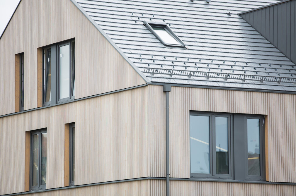 Blech an Gaupen und Fassade